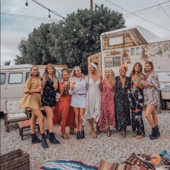 GRANOLA GIRL MYSTERY BOX - Picture 5 of 9